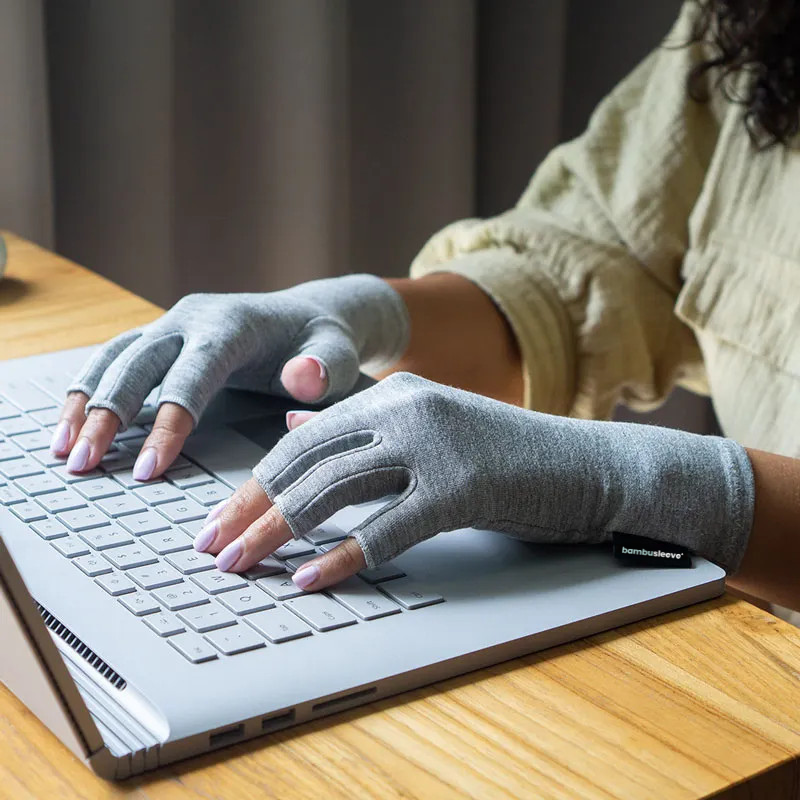 Revitalizing Compression Gloves for Pain-Free Hands