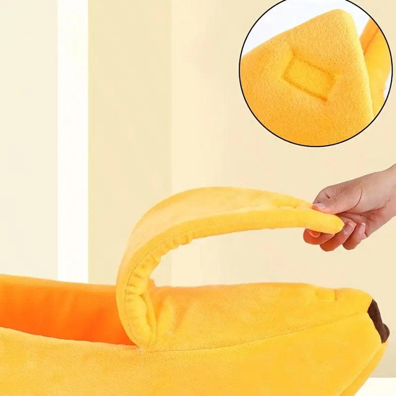 Bananenbett | Für Entspannten Schlaf und Kratzfreies Mobiliar