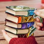 Kreativer Becher im 3D Buchdesign – Handgemacht & Bunt