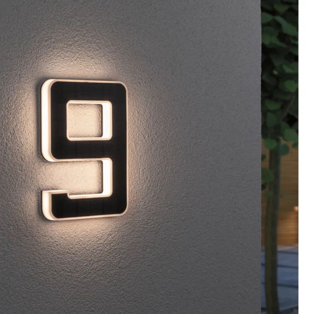 Helle LED-Hausnummer – Sichtbarkeit rund um die Uhr