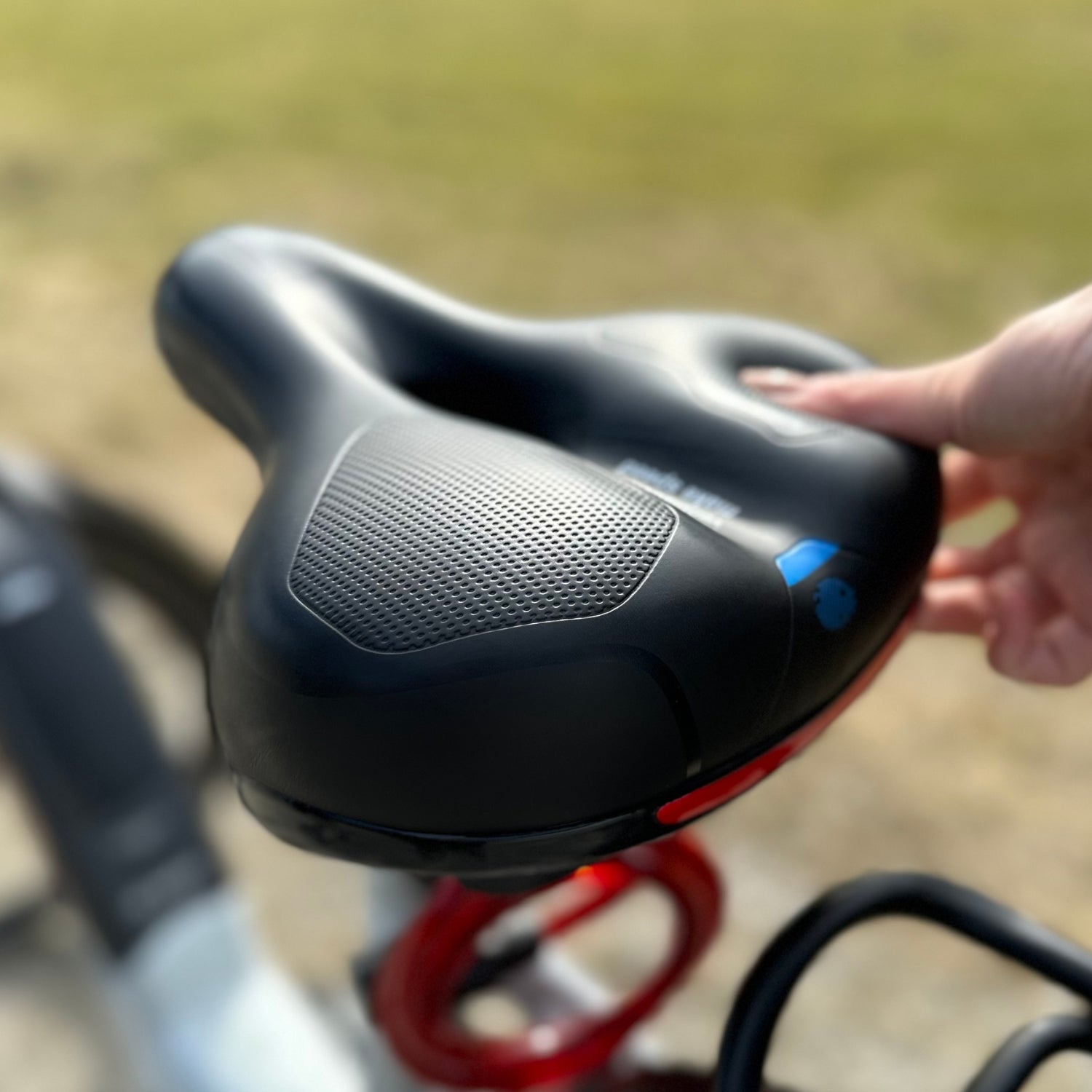 ComfortSaddle Pro – Experience Pain-Free Cycling