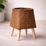 Blumentopf mit Holzfüßen | Trendiges Geflecht-Design für Innen und Außen
