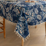 Blütenzauber | Elegante Tischdecke mit Quasten für jeden Anlass