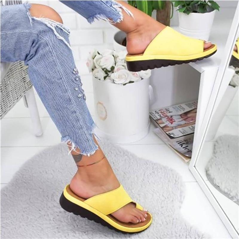 Orthopädische Damensandalen mit Zehenkorrektur