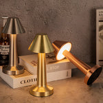 BrassGlow – Tischlampe für Restaurants und Bars