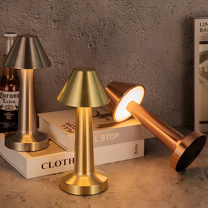 BrassGlow – Tischlampe für Restaurants und Bars