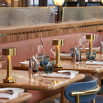 BrassGlow – Tischlampe für Restaurants und Bars