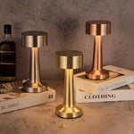 BrassGlow – Tischlampe für Restaurants und Bars