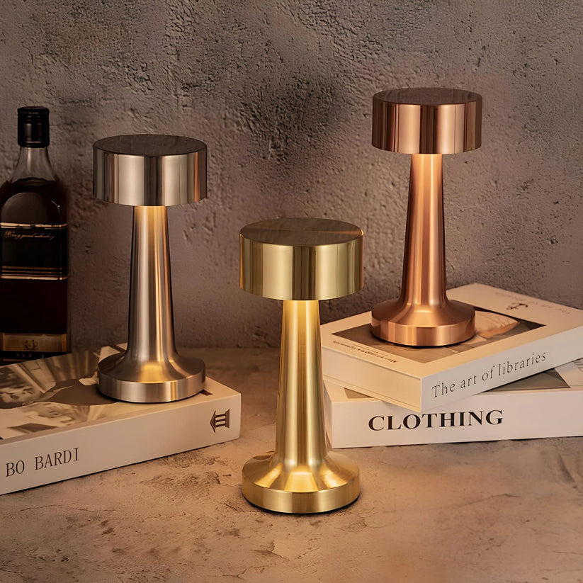 BrassGlow – Tischlampe für Restaurants und Bars