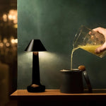 BrassGlow – Tischlampe für Restaurants und Bars
