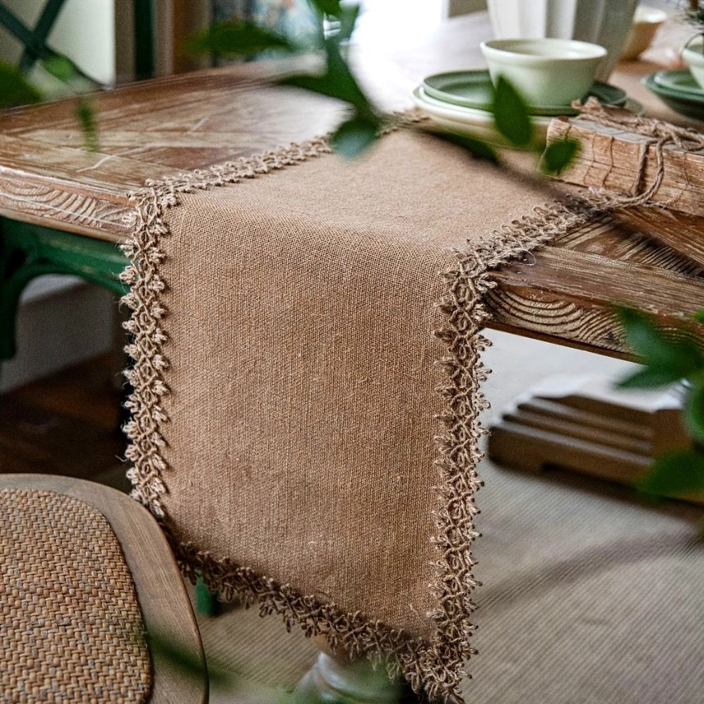 Rustikaler Jute Tischläufer für jeden Anlass
