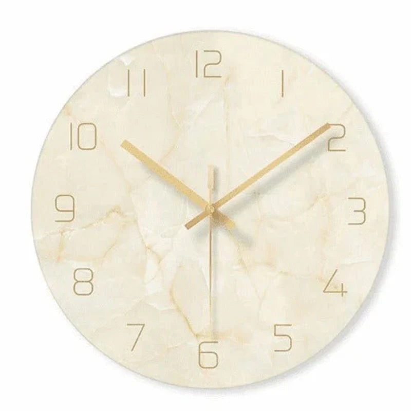 Elegante Marmor-Wanduhr mit Goldzeigern – Stilvolles Wohnaccessoire