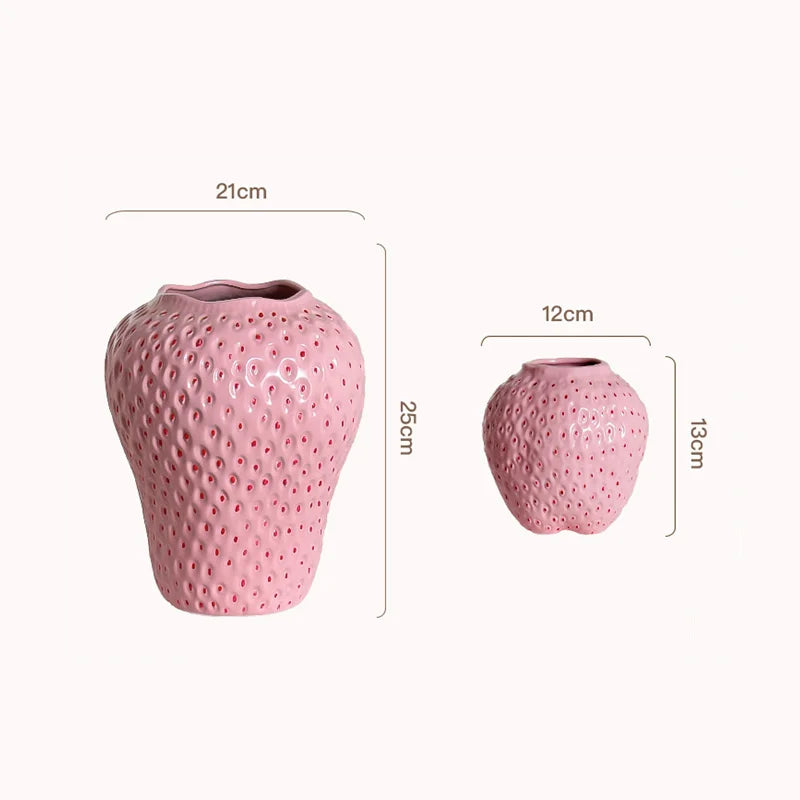 Dekorativer Blumenvasen im Erdbeerdesign aus Keramik für Wohn- und Esszimmer