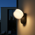 Moderne LED-Wandleuchte für Außenbereiche