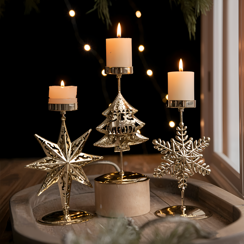 Vintage Goldener Weihnachtskerzenhalter – Atmosphärische Tischdekoration