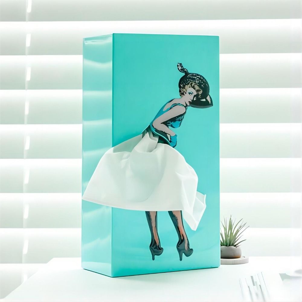 Verspielte Taschentuchbox im Rockdesign