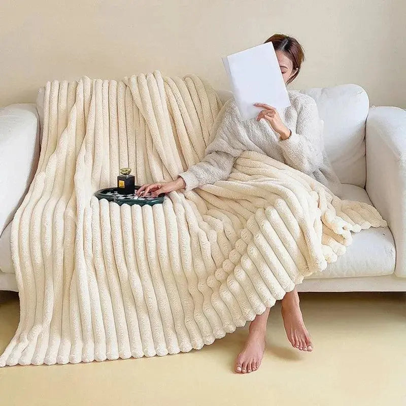 Luxurious Fleece Blanket for Ultimate Comfort