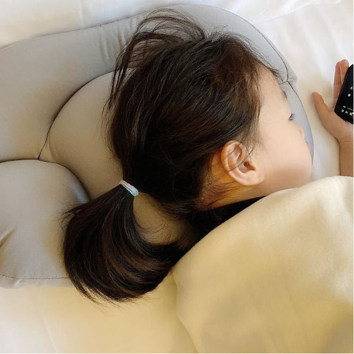 Ergonomisches Schlafkissen – Perfekte Unterstützung für Seitenschläfer und Rückenschläfer