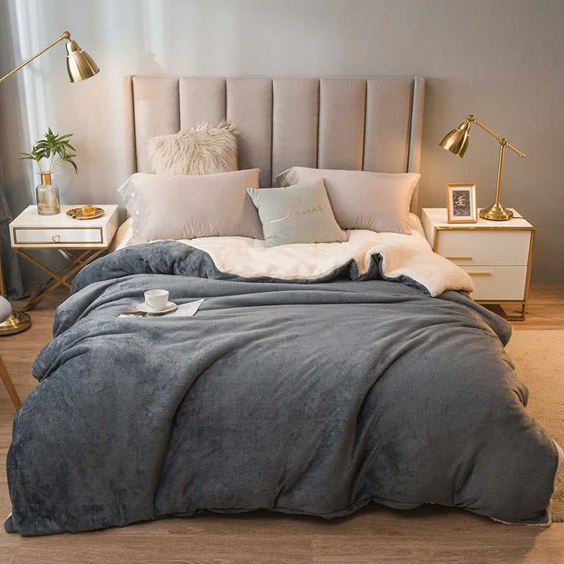Cozy Luxury Blanket - Reversible Flannel and Cashmere Blanket for Winter