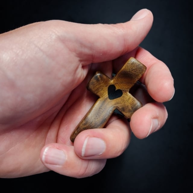 Herzliche Erinnerung: Das Kreuz für deinen Glauben