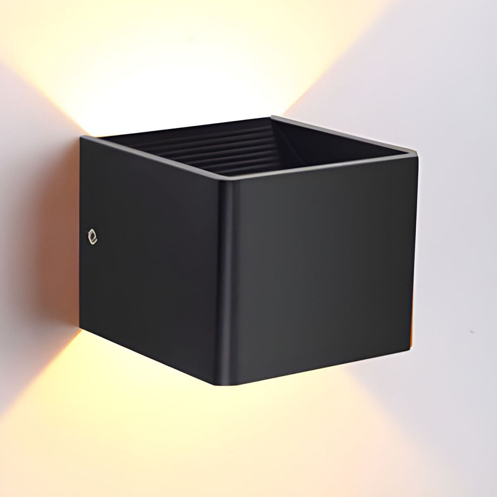 Modern LED Wall Light – Elegant Illumination for Your Home
