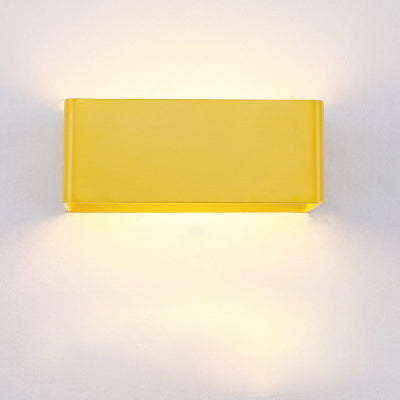 Modern LED Wall Light – Elegant Illumination for Your Home