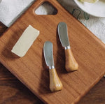 Niedlicher Buttermesser mit Stehfunktion