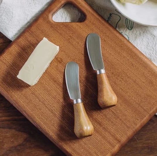 Niedlicher Buttermesser mit Stehfunktion