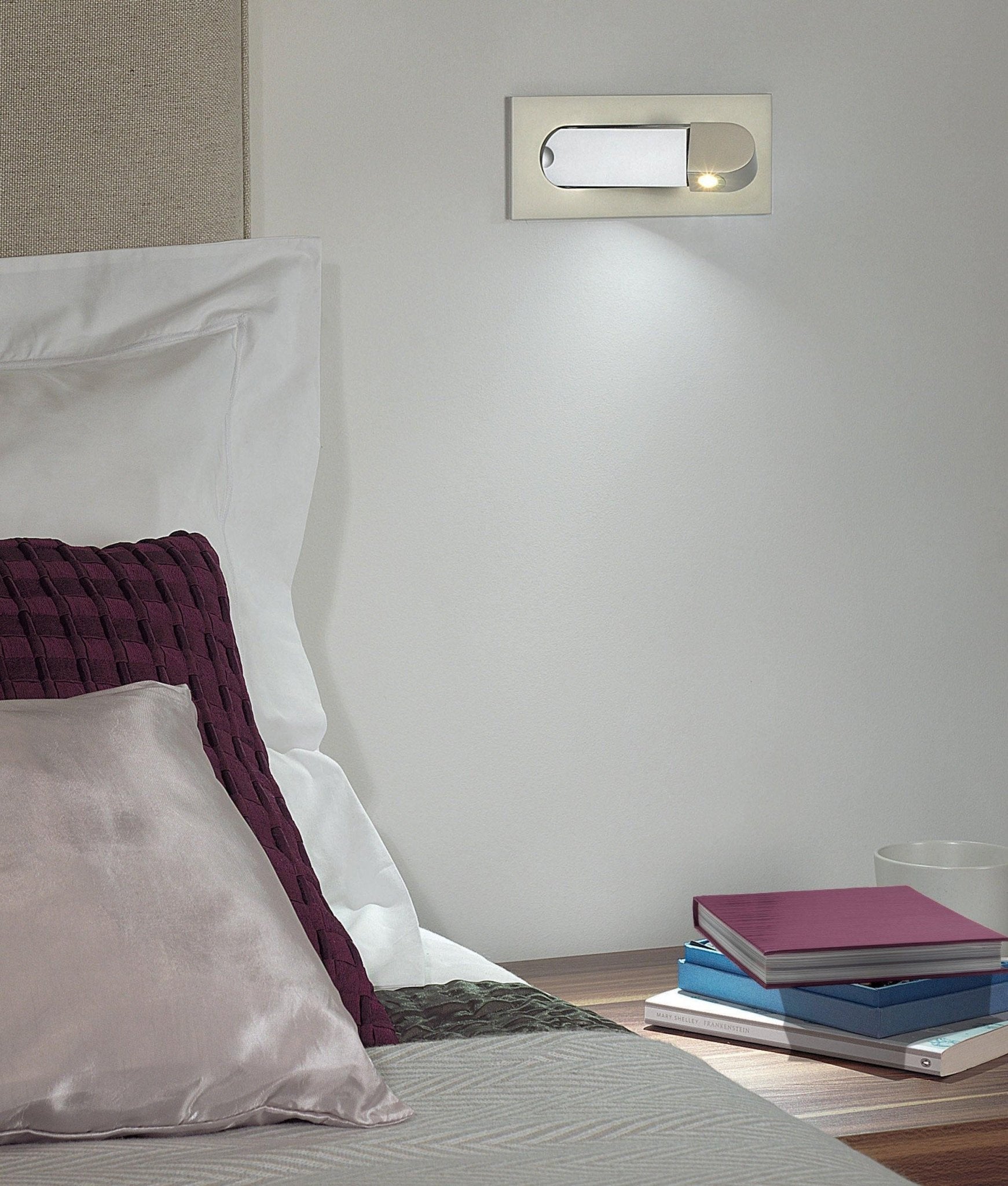 Wandlampe mit Flexibler LED-Leseleuchte – Stilvolle Nachtlampe