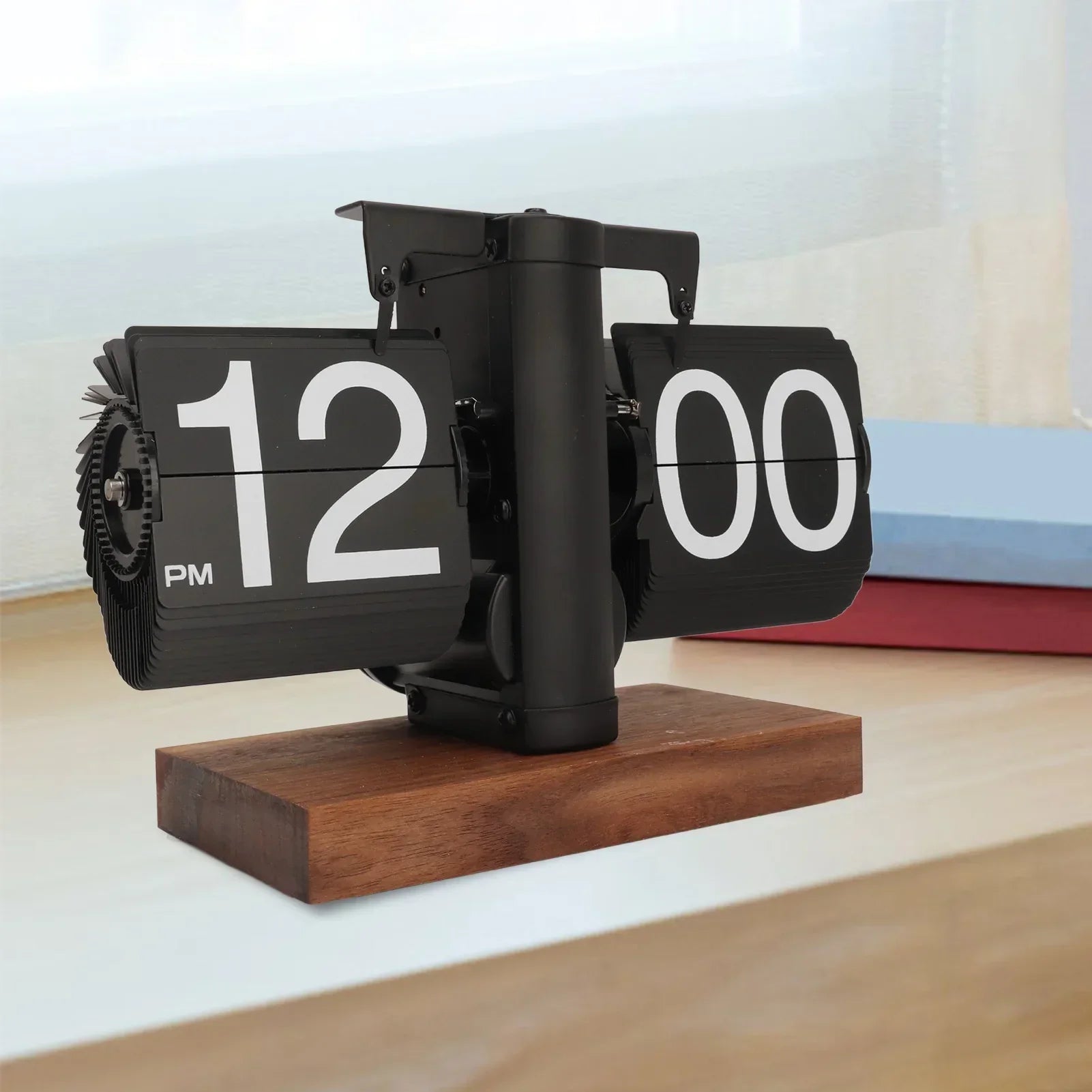 Retro Wanduhr mit Holzsockel – Stilvolle Tischuhr für Zuhause und Büro