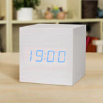 Eleganter Digitaler Holzwecker mit LED-Anzeige