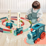 Bunte Domino-Bahn für kreative Kinderabenteuer