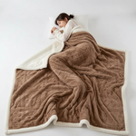 Wärmende Winterdecke aus Luxus-Lammwolle – Beidseitig gestaltete Fleece-Decke
