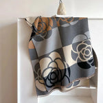 Elegant Reversible Scarf for Women – Versatile and Stylish