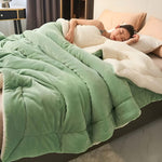 Two-Layer Fleece Blanket – Cozy Luxury for Your Home