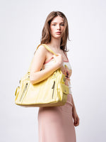 Stylische Handtasche mit mehreren Fächern und abnehmbarem Schultergurt