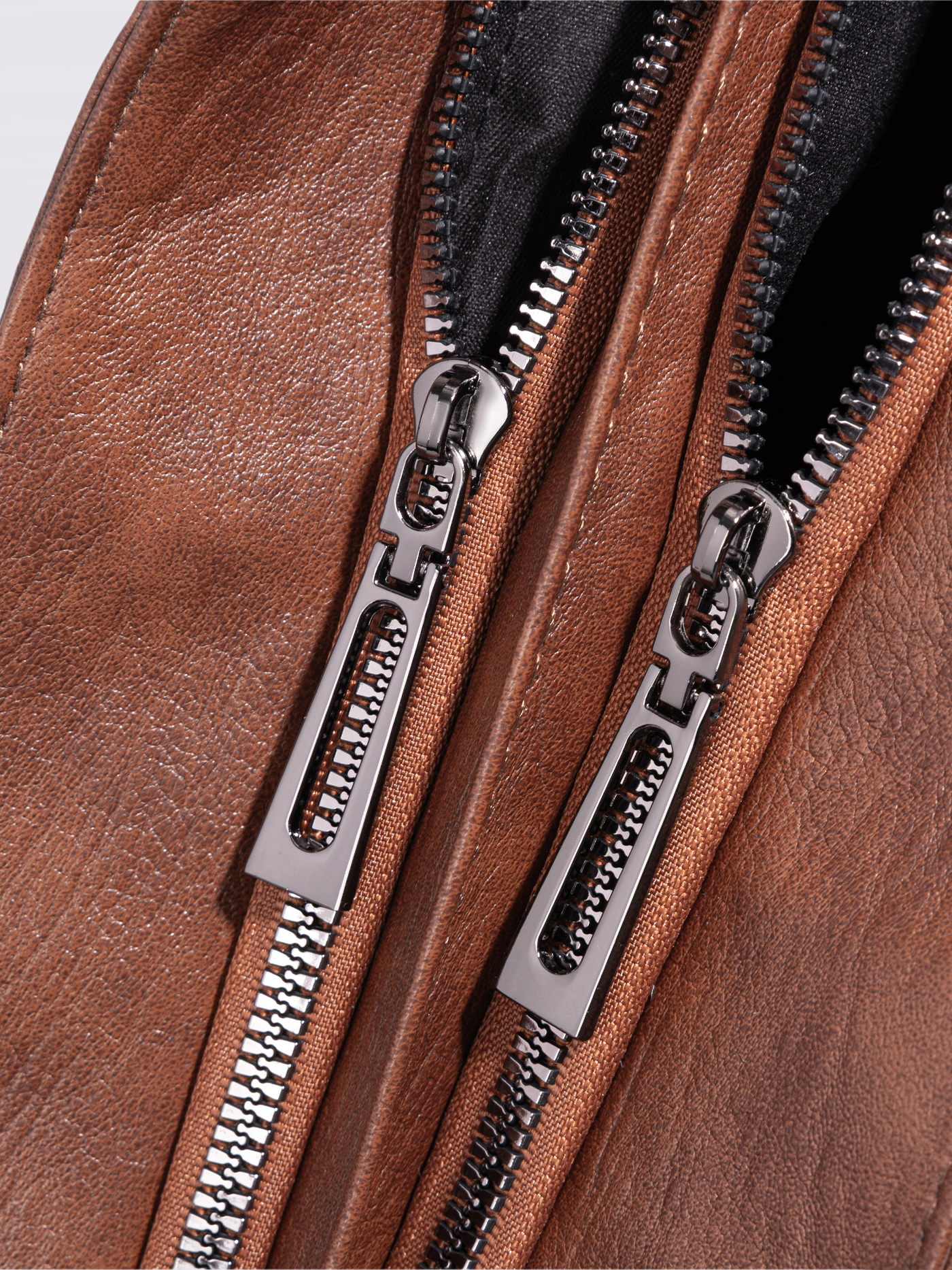 Stylische Handtasche mit mehreren Fächern und abnehmbarem Schultergurt