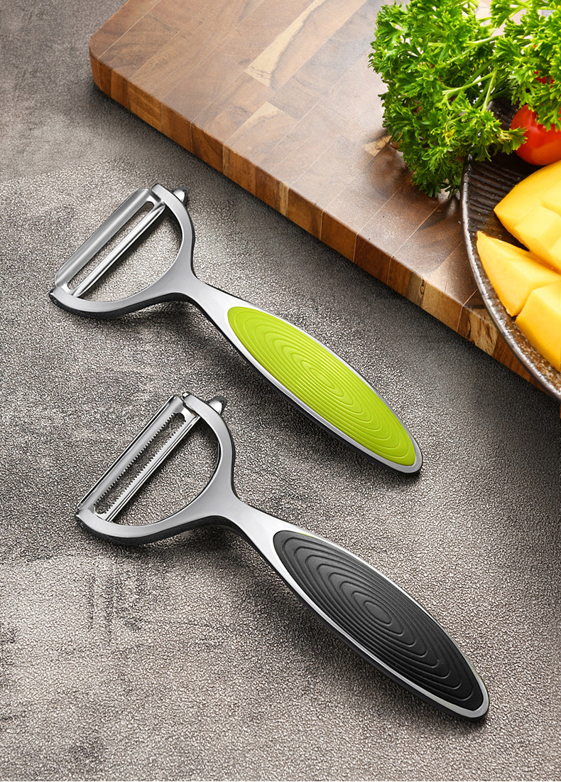 Versatile Vegetable and Fruit Peeler for Effortless Peeling