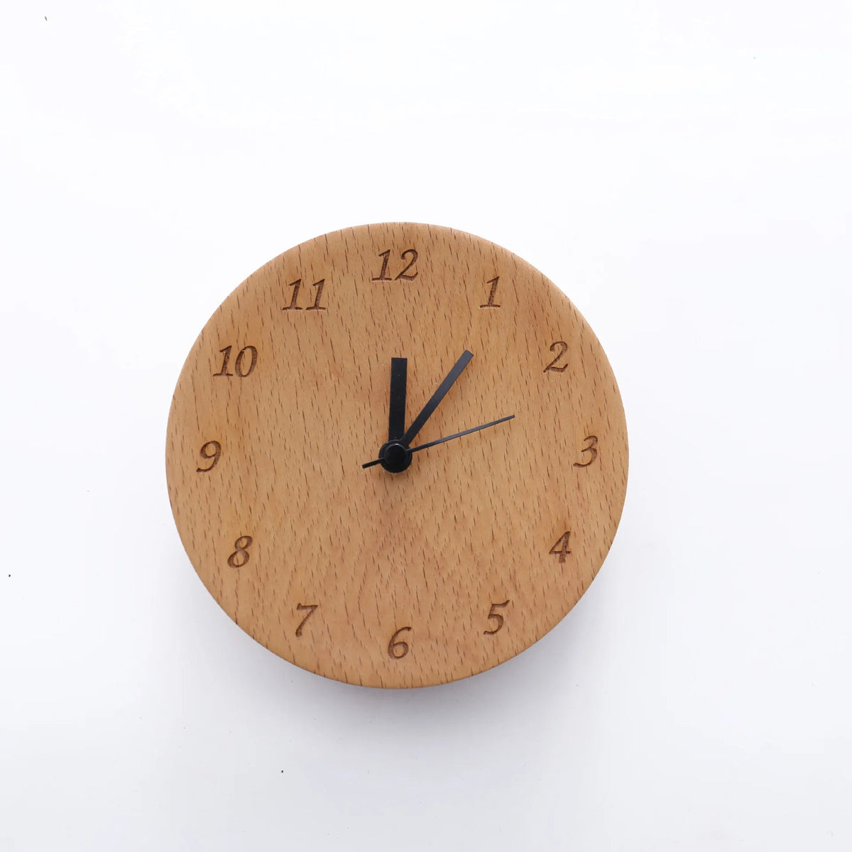 Stylish Beechwood Alarm Clock – Quiet Elegance for Any Room