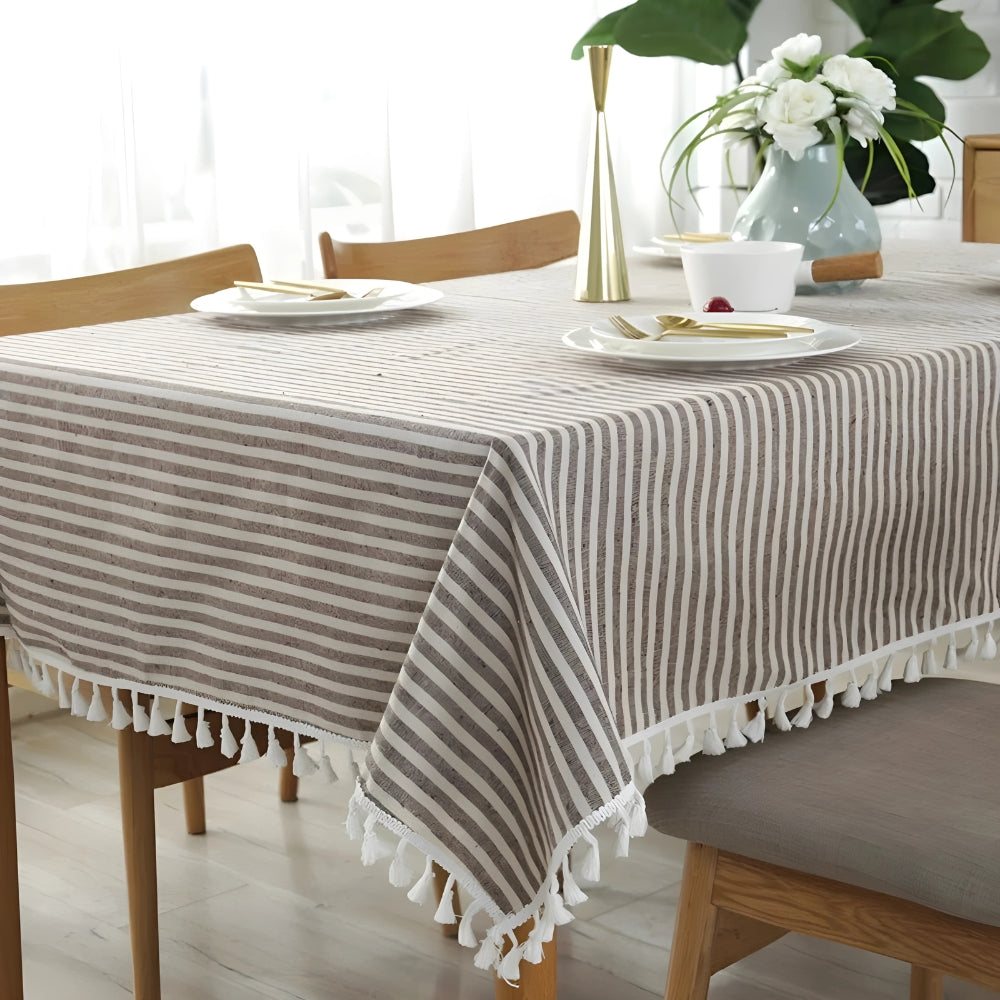 Stilvolle Streifen-Tischdecke mit Quasten aus Mikrofaser