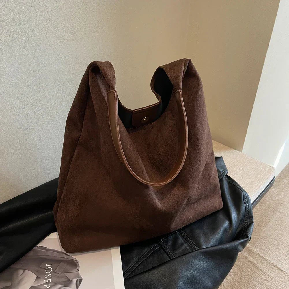 Stylish Suede Handbag for Fashion-Conscious Women