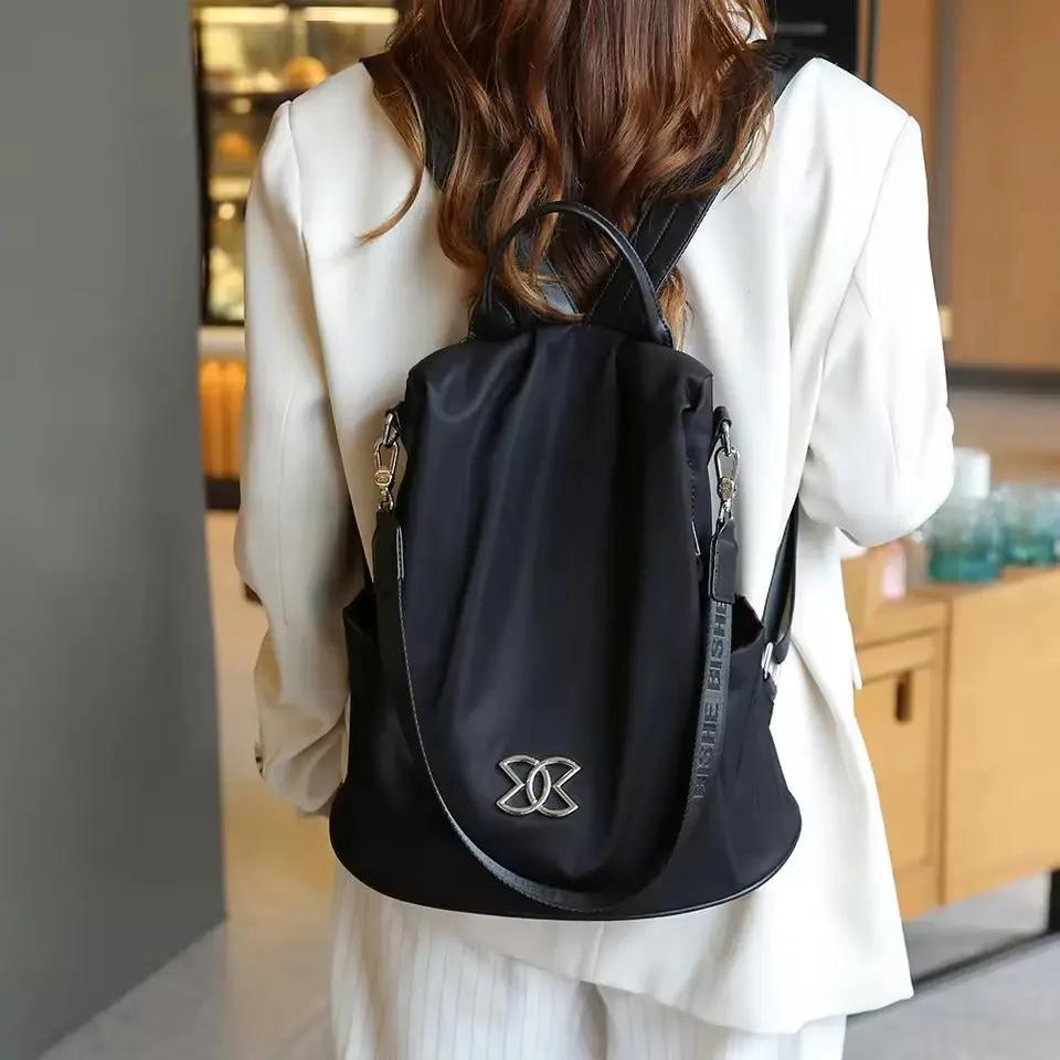Stylischer Rucksack mit Diebstahlschutz für modebewusste Frauen