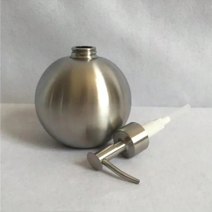 Stylish Stainless Steel Soap Dispenser 500 ml for Your Home