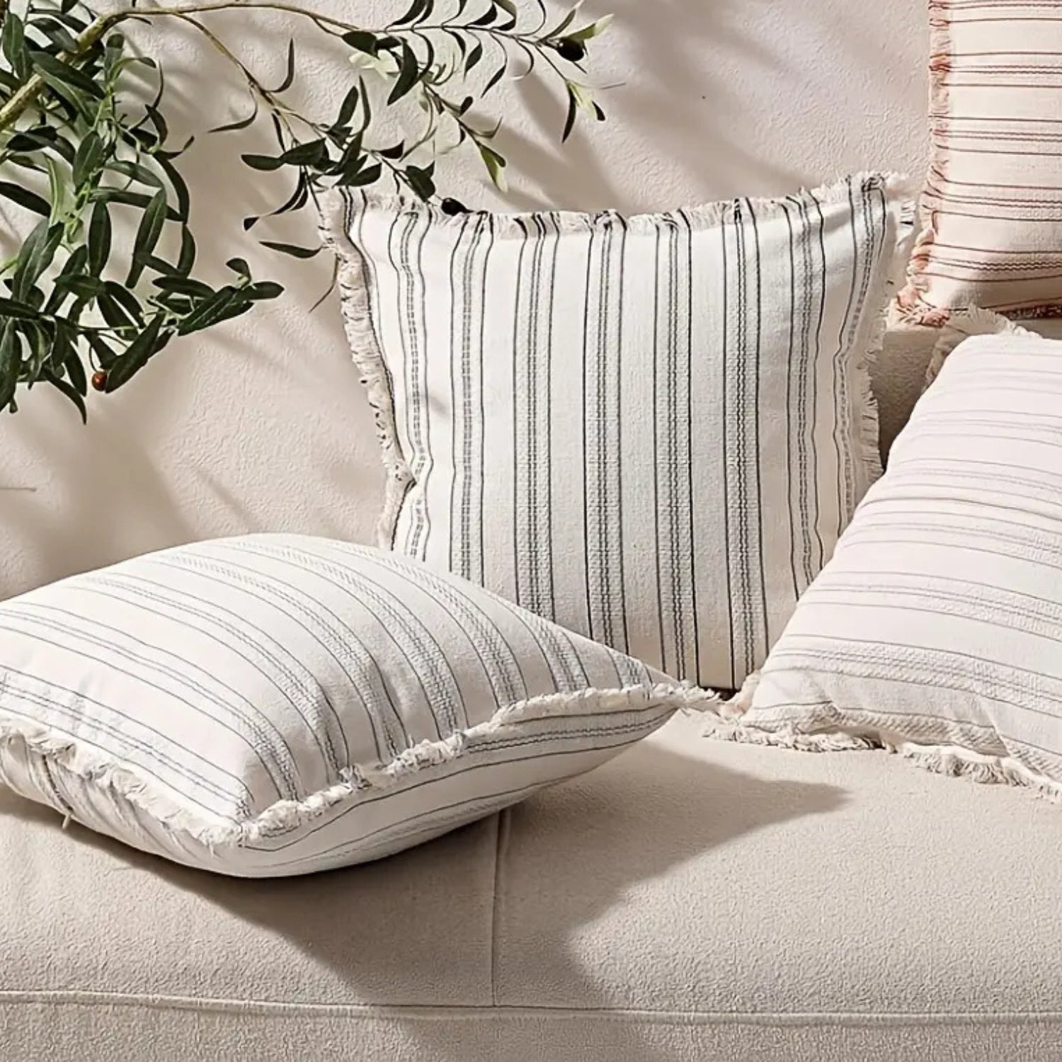Nordica – Stylish Jacquard Cushion Cover in Scandinavian Design
