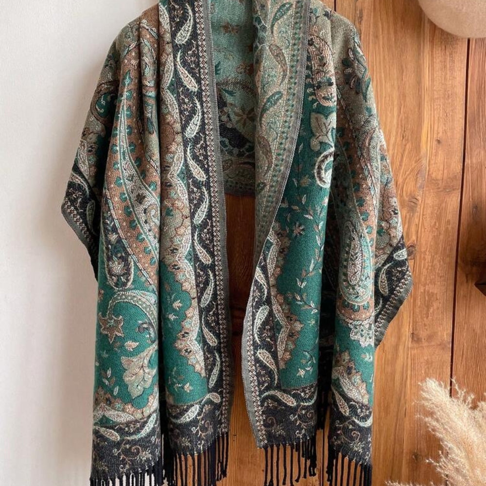 Stylish Fringe Scarf for Elegant Occasions