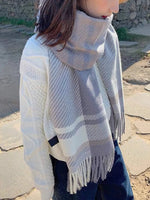 Stilvoller Winter-Schal für Damen