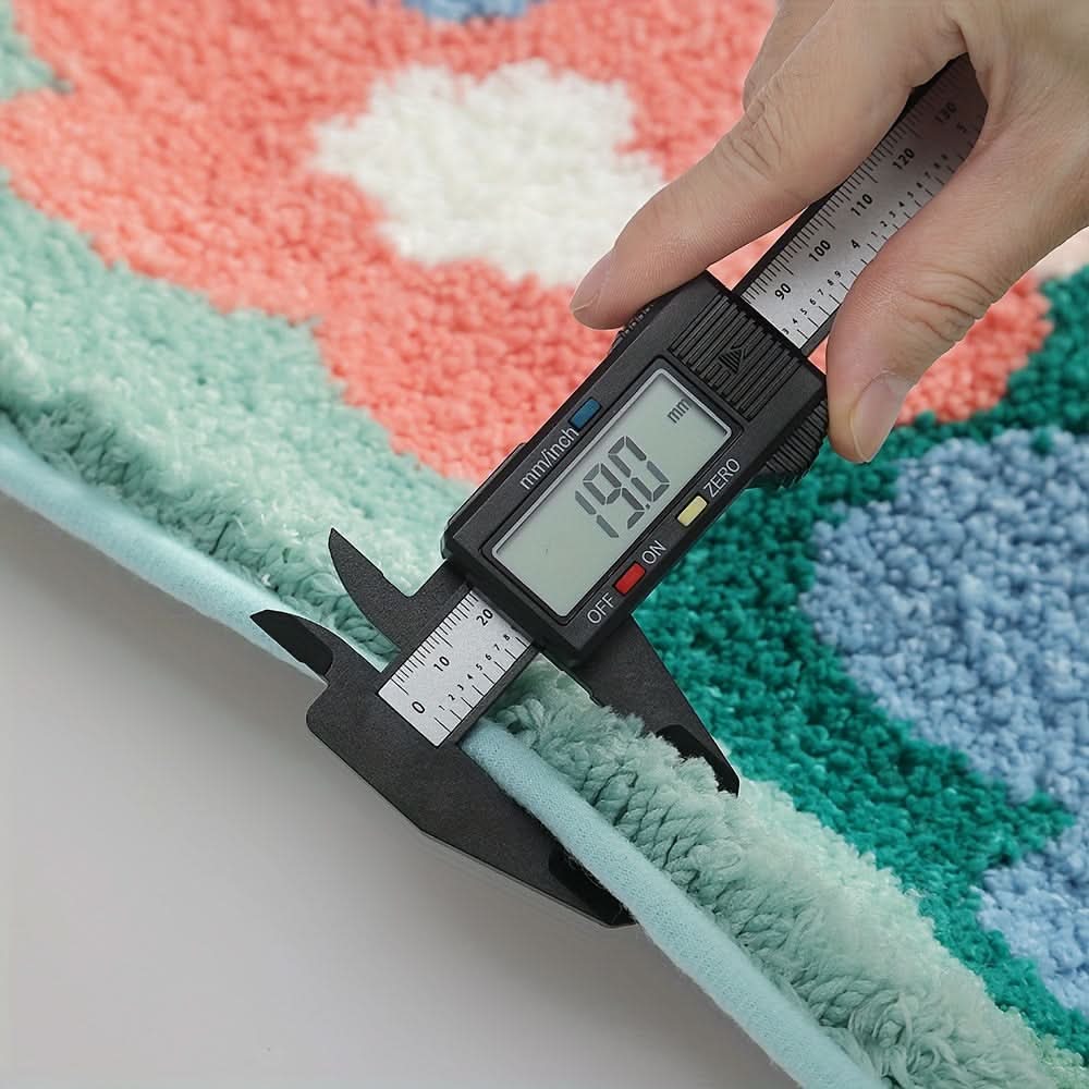 Elegant microfiber bathroom mat with high absorbency