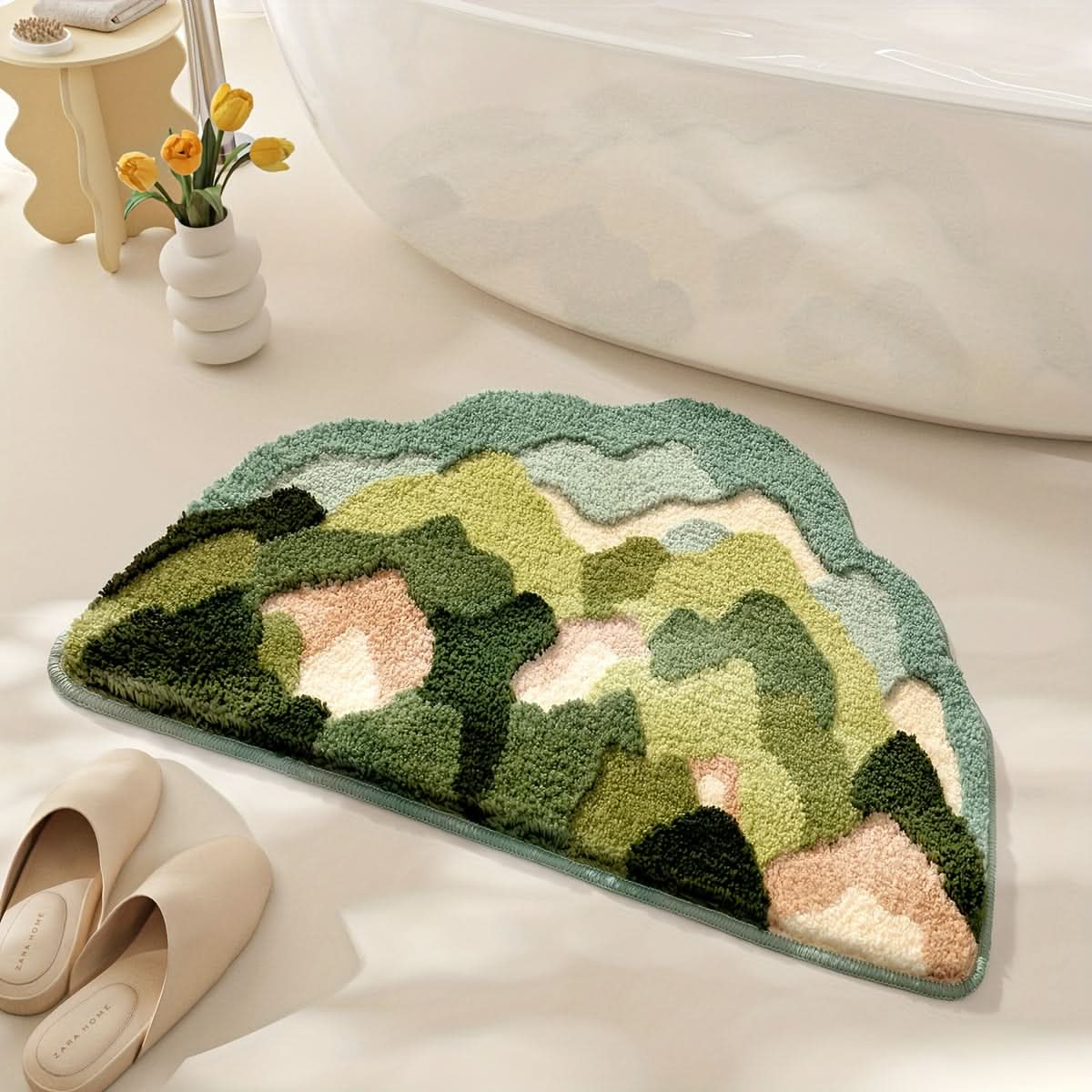 Elegant microfiber bathroom mat with high absorbency