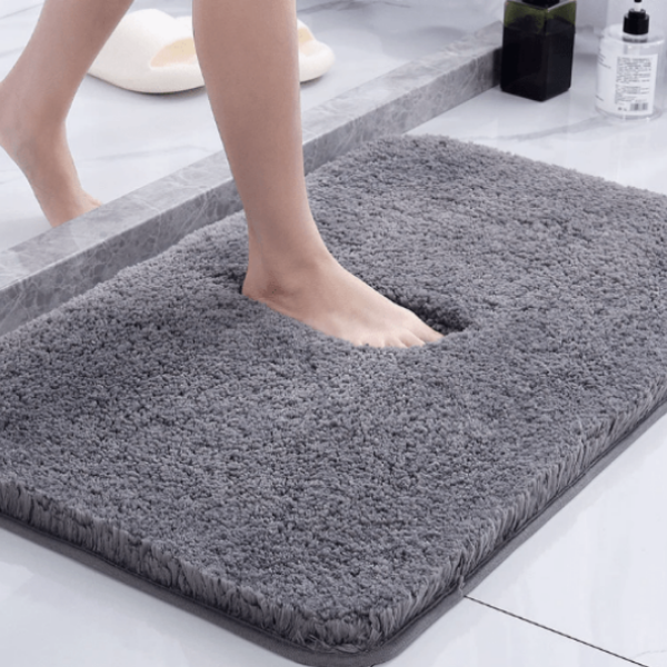 Super Soft Microfiber Bath Mat – Non-Slip and Absorbent Solution