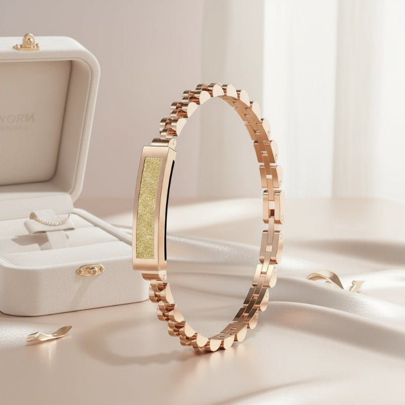 Elegantes Edelstahl-Armband mit integriertem Fitness-Tracker